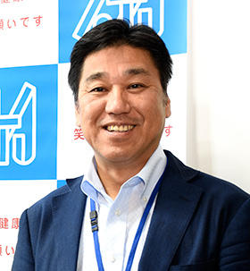 staff_img01.jpg